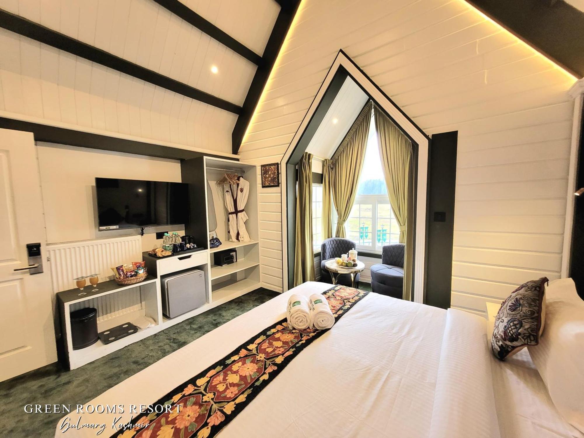 Green Rooms Resort Гулмарг Екстериор снимка